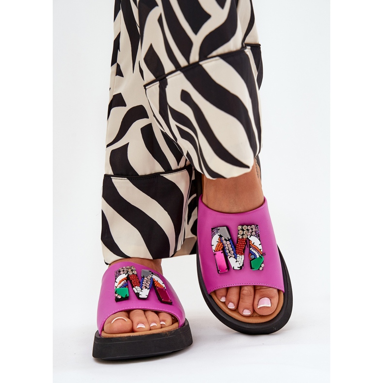 Vinceza Flip de cuero para mujeres con un adorno de fucsia rosa 2