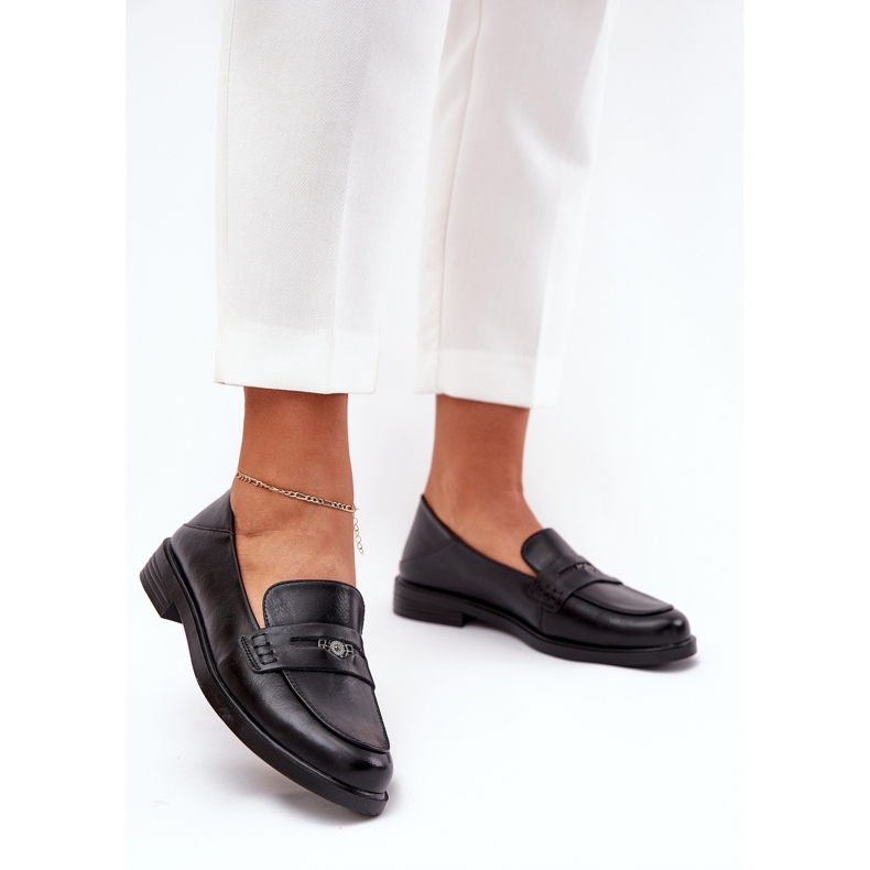 Mocasillas de mujer elegantes hechas de cuero natural de Vinceza 18100 Negro 2
