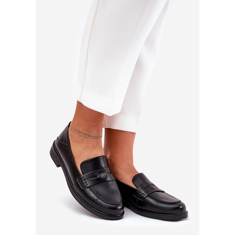 Mocasillas de mujer elegantes hechas de cuero natural de Vinceza 18100 Negro 1
