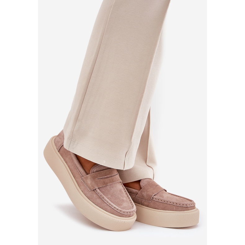 Moccasines de gamuza para mujeres en la plataforma beige Vinceza 79535 1