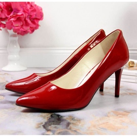Zapatos de tacón en un stiletto lacado rojo W Juma 15