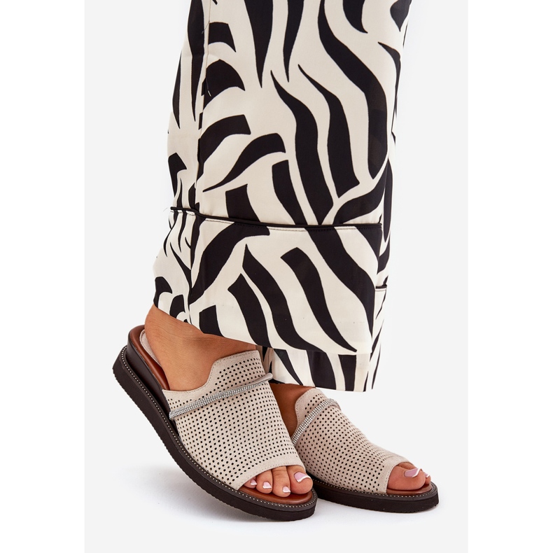 Jezzi Godas para mujeres con una correa decorativa de beige 1