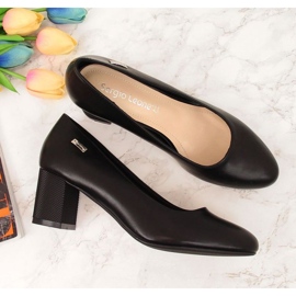 Zapatos de tacón en un poste decorativo Sergio Leone W SK314A negro 22