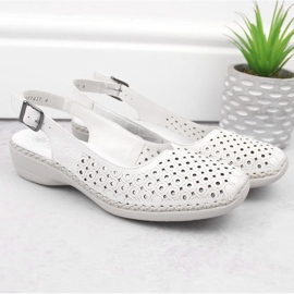 Sandalias cómodas de piel Rieker W RKR665 blanco 23