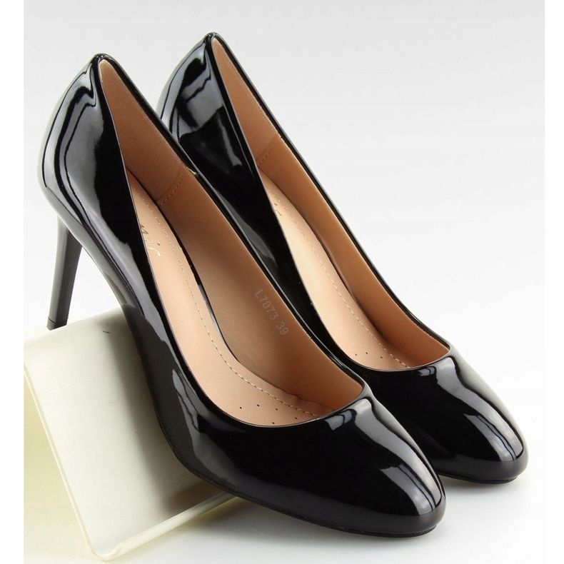 Zapatos de salón para mujer lacados en negro L7073 Negro 1
