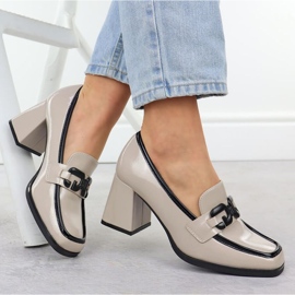 Zapatos pintados Potocki SZ12553 con un adorno beige 6