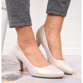 Bombas en un poste nacarado de Sergio Leone beige 8