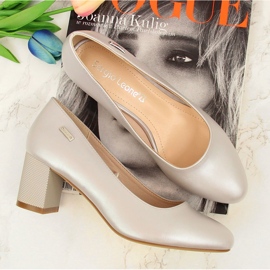 Zapatos de salón de perlas plateadas para mujer con tacón alto decorativo de Sergio Leone plata 4