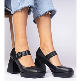 Bombas negras con una nariz cuadrada y una hebilla negro 1 Bombas negras con una nariz cuadrada y una hebilla negro 1