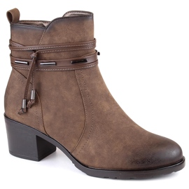 Botas de mujer de tacón con adorno, aislantes marrones Jezzi ASA128-37 marrón 1