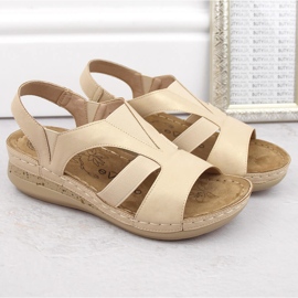 Sandalias cómodas sin cordones para mujer con bandas elásticas, beige eVento 7765 6