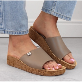 Zapatillas capuchino mujer cómodas de piel Helios 130.42 beige 6