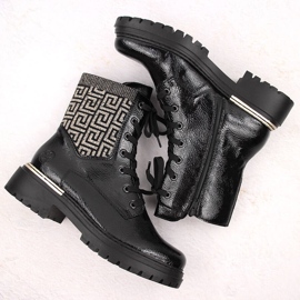 Cómodos botines de mujer negros con aislamiento Rieker 72607-00 10