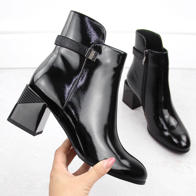 Botines de charol negro con tacón decorativo D&amp;A S.Barski Colección Premium MR880-140 1