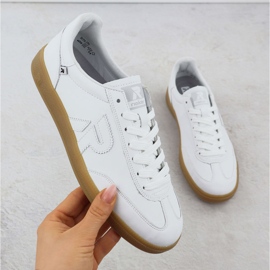 Zapatos de cuero sneakers de mujer Rieker W2200 blanco 3