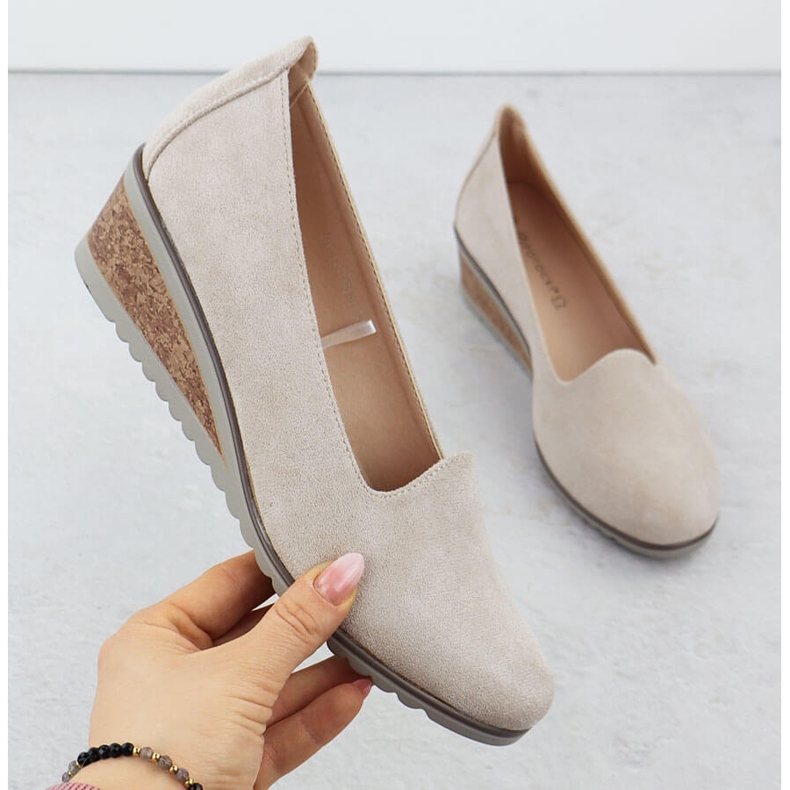 Zapatos para gamuza beige potocki sz12276 1 Zapatos para gamuza beige potocki sz12276 1