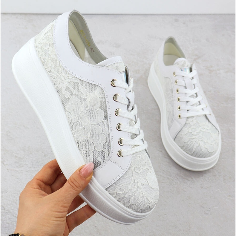 S.Barski Zapatos en la plataforma de encaje Białe S. Barski Hy51-059 blanco 1
