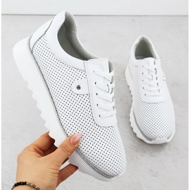 S.Barski Zapatos de cuero para mujeres en la plataforma de Openwork Białe S. Barski LR51-629 blanco 1
