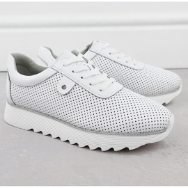S.Barski Zapatos de cuero para mujeres en la plataforma de Openwork Białe S. Barski LR51-629 blanco 2