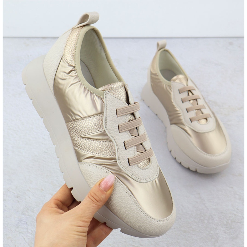 Zapatos deportivos metálicos de mujer Beige Golden Vinceza 58510 dorado 1