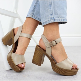 Sandalias de mujeres en el post beige M. Daszyński MR24146-2 4