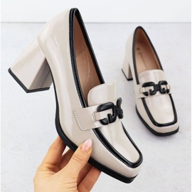 Zapatos pintados Potocki SZ12553 con un adorno beige 9