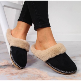 Zapatillas de estar por casa mujer Cloxx negras con pelo negro 1