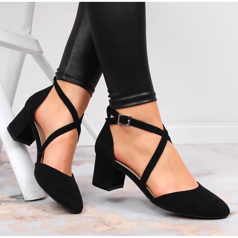 Sandalias de mujer Sergio Leone de tiras en negro 1