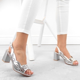 Sandalias mujer tacón charol plateado calado Sabatina 730-3 plata 2