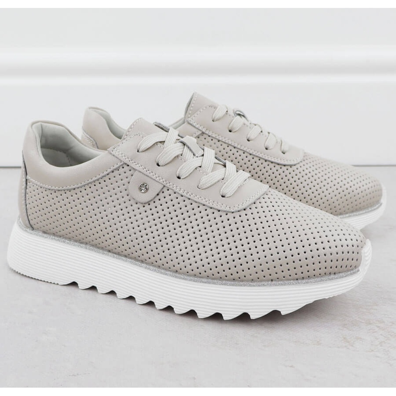 S.Barski Zapatos de cuero para mujeres en la plataforma Openwork Beige S. Barski LR51-629 2