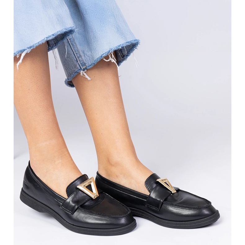 Mocasines de mujeres negras con una elegante decoración negro 1 Mocasines de mujeres negras con una elegante decoración negro 1