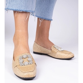 Mocasines dorados con circones 3
