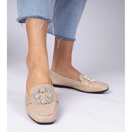Mocasines con brillo de champán con circones dorado 3