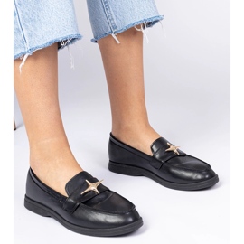 Mocasines de mujer negros con decoración dorada 1