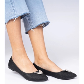 Ballerinas de brillo de mujeres negras con una mariposa negro 1
