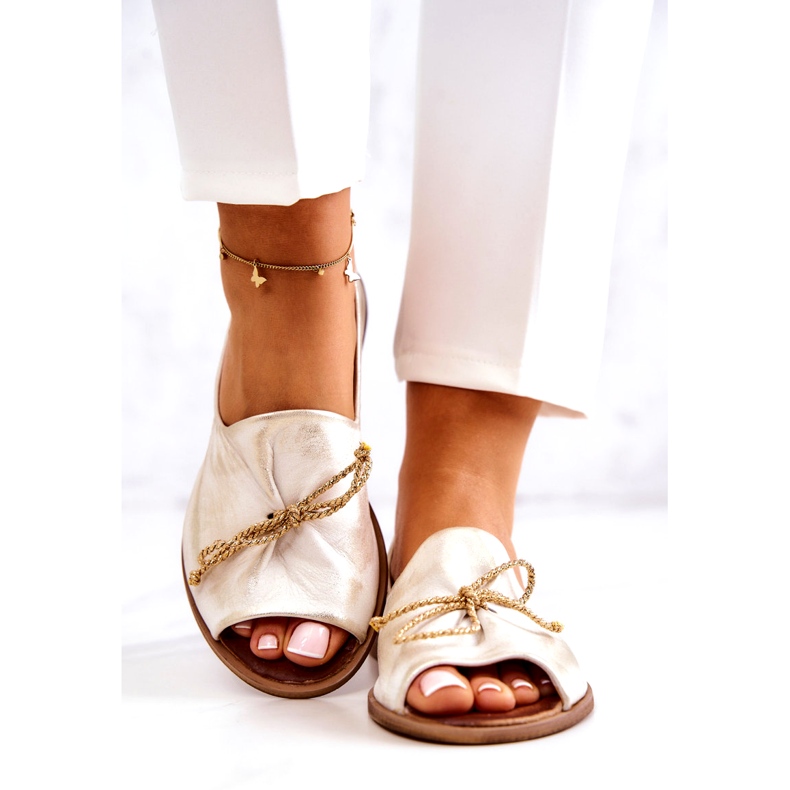 Ballerinas de cuero femenino Zazoo 2660/004 Blanco y oro 3