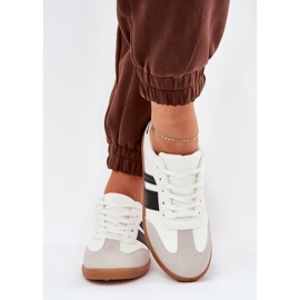 Zapatillas de deporte para mujeres bajas con cuero ecológico blanco 3