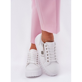 Zapatos deportivos femeninos en la plataforma con cuero ecológico blanco 2