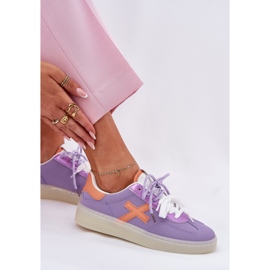 Zapatos deportivos violetas de la violeta baja 6