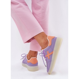 Zapatos deportivos violetas de la violeta baja 5