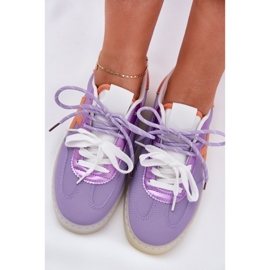 Zapatos deportivos violetas de la violeta baja 8