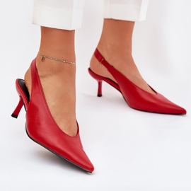 Tacones altos con un tacón de cuero ecológico al aire libre rojo 2