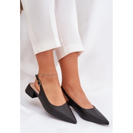 Sandalias trenzadas para mujeres con un delicado tacón negro 5