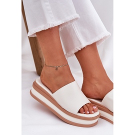 Zapatillas de mujer clásica en la plataforma y cuñas blancas blanco 6