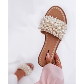 Chanclas planas para mujeres con cuentas decorativas beige 7