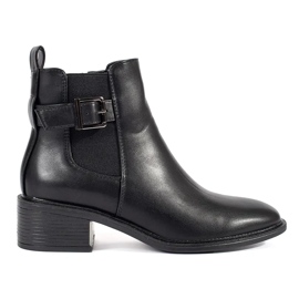Botas clásicas con cinturón negro 6