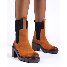 Botines sin cordones camel con tacón ancho de Potocki marrón 3