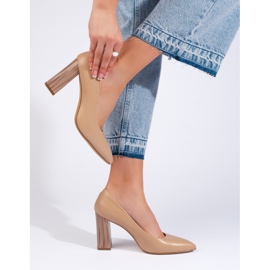 Zapatos de salón de mujer beige de Sergio Leone con tacón decorativo. 3
