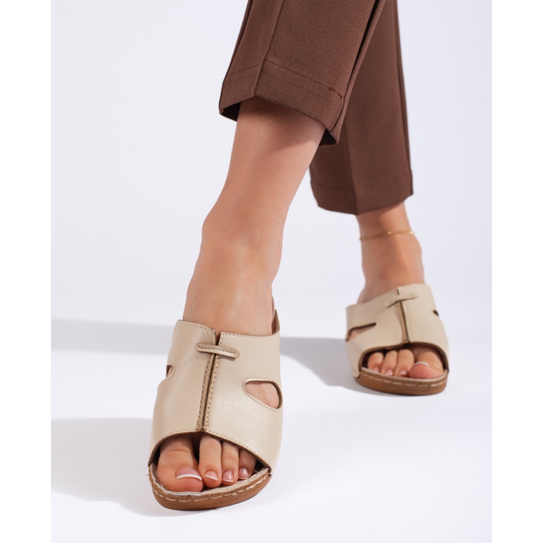 Sandalias cuña mujer cómodas color beige 2
