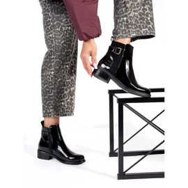 Botas Chelsea de mujer en charol negro 2